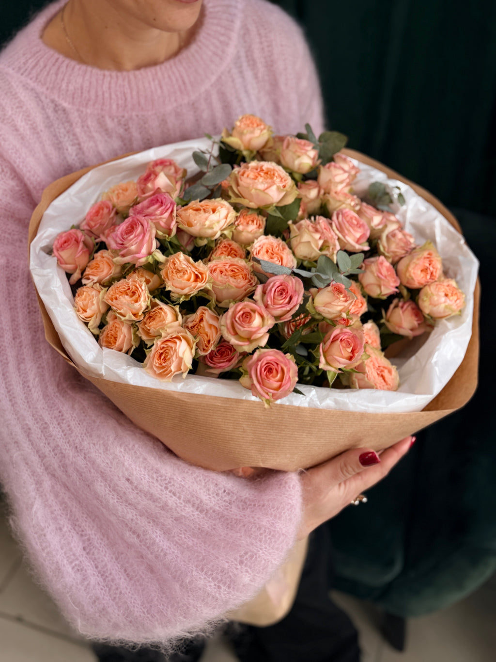 Кущикова троянда букетик