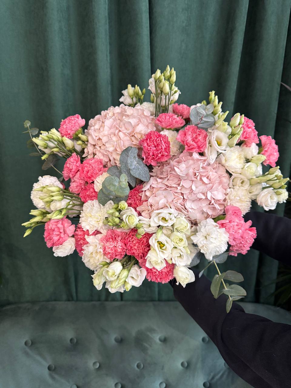 Букет з гортензіями