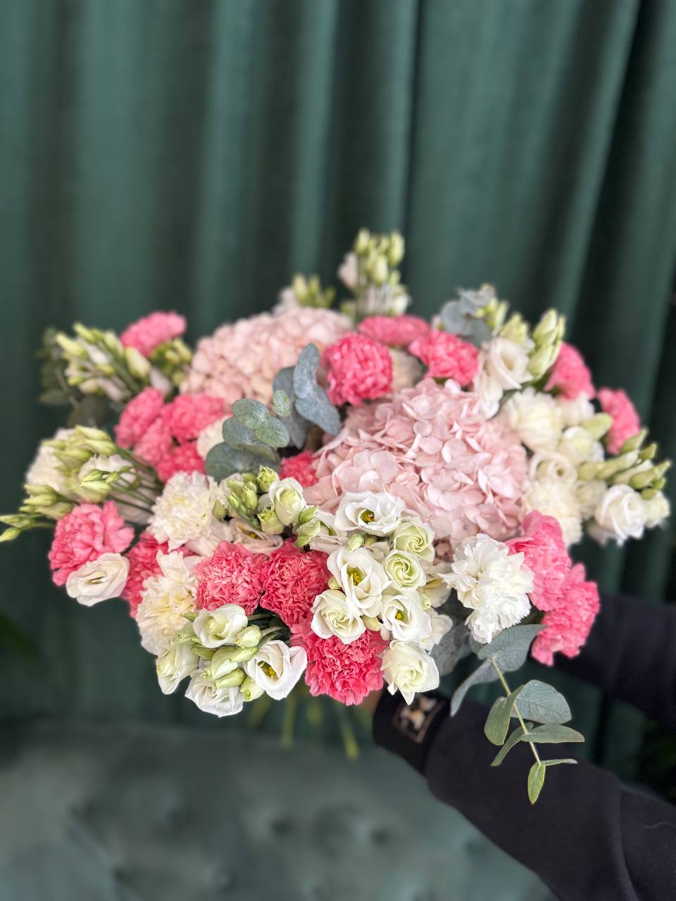 Букет з гортензіями
